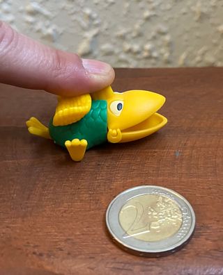 2 FIGURAS KINDER PÁJARO CANTANTE Y PÁJARO PEZ