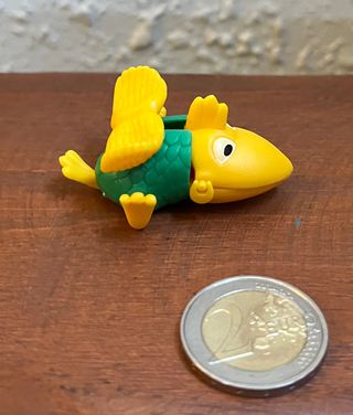 2 FIGURAS KINDER PÁJARO CANTANTE Y PÁJARO PEZ