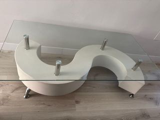 Mesa de centro diseño letra S