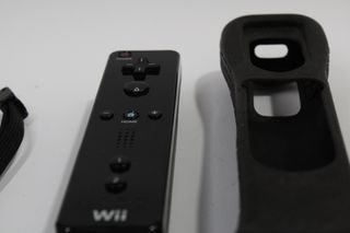 Mando Wii con Funda Negra