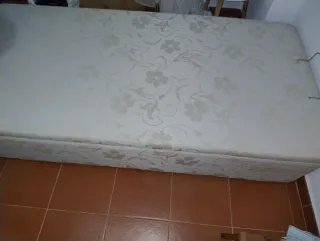 Canapé abatible tapizado