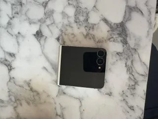 Samsung Galaxy Z Flip 7 256GB Bianco