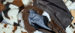 Disfraz Vaca Peluche Abrigo y Bolso