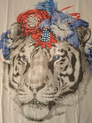 Maglietta donna tigre con fiori