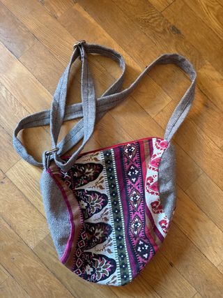 Bolso bandolera estampado étnico
