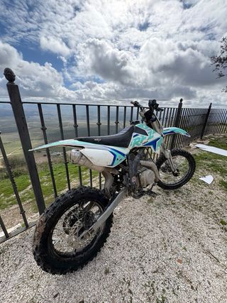 Cambio 2 motos por una más grande