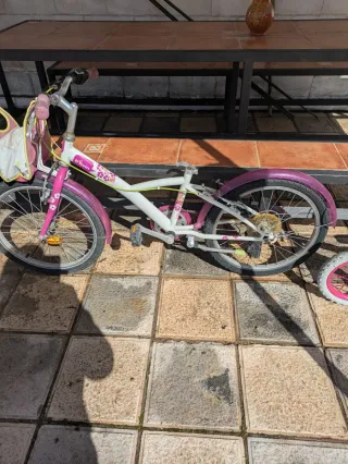 Bicicleta infantil Btwin rosa