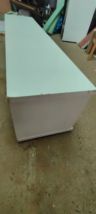 Mueble bajo TV blanco madera