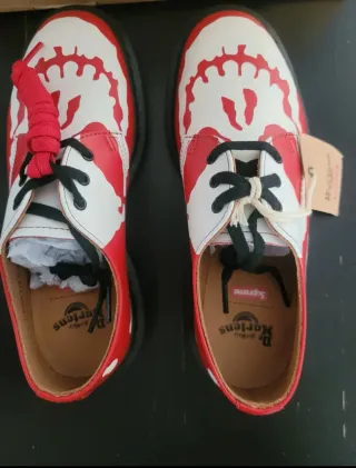 Supreme x Dr. Martens 1461 Calavera Roja