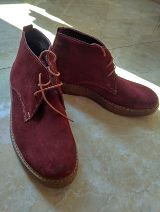 Zapatos gamuza bordo Talla 42