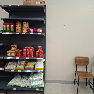 Baldas metálicas para comercio