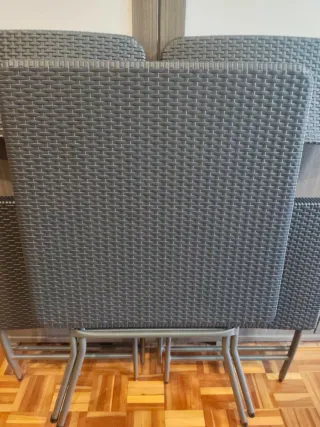 Mesa y 2 Sillas Plegables Terraza