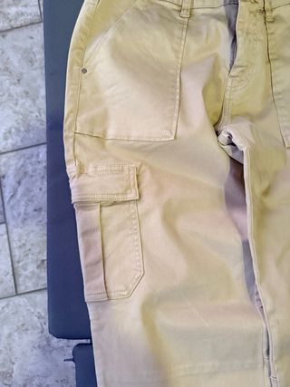 Pantaloni cargo beige