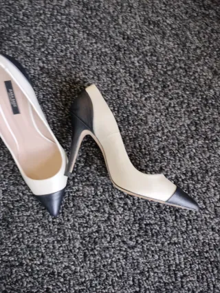 Zapatos de tacón Zara Basic