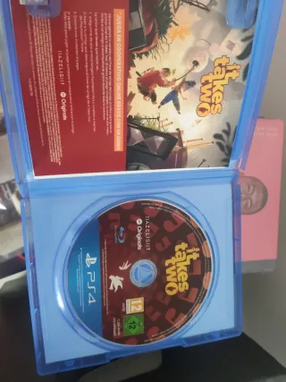 PS4 It Takes Two - Juego Cooperativo