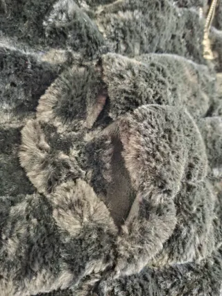 Pelliccia donna con cappuccio