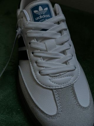 Adidas Samba Blancas y Negras