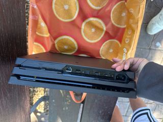 PlayStation 4 Pro PS4 Negra 1TB