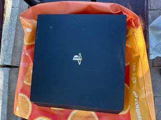 PlayStation 4 Pro PS4 Negra 1TB