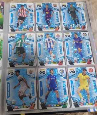 VENDO ESPECIALES Cromos Adrenalyn XL LaLiga 2025-2