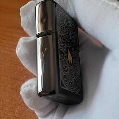 Zippo Ice Patern Negro Brillante Ornamental