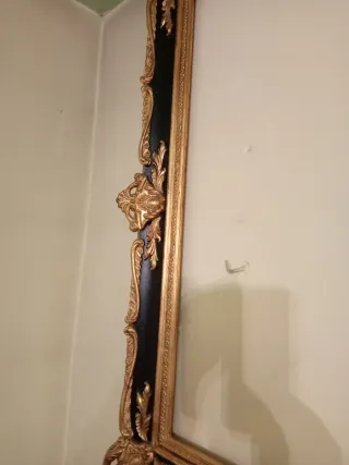 Marco Dorado y Negro Madera  y Resina