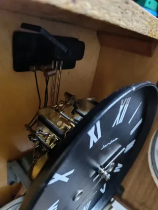 Reloj de pared ruso Jantaz antiguo