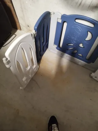 Parque infantil y corralito para bebé