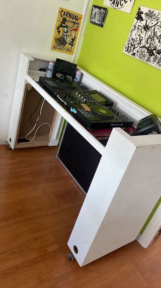 Mueble DJ hecho a medida