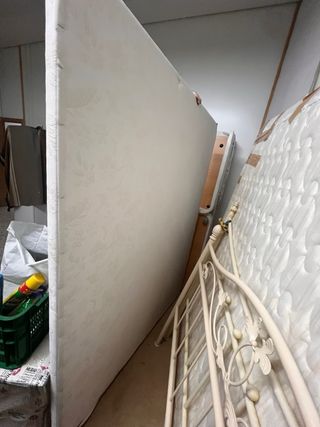 Vendo 2 canapés + 1 colchón (junto o por separado)