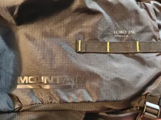 Mochila Mountain Pro 25L Negra/Gris