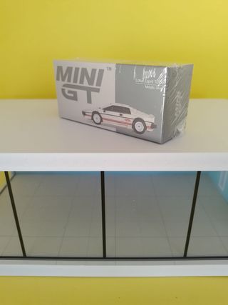 Mini GT Lotus Esprit Turbo Prata