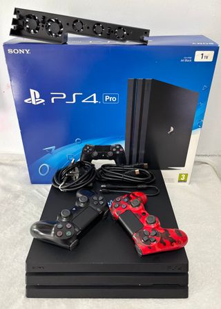 PS4 Pro 1TB Negra + Accesorios