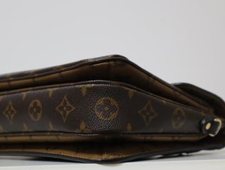 Louis Vuitton Metis Reverse Monogram MM