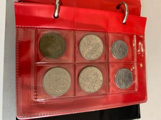 Álbum con monedas de coleccionistas