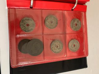 Álbum con monedas de coleccionistas