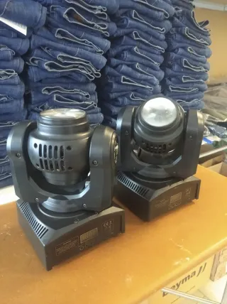 Pareja Cabezal móvil LEDSPOT