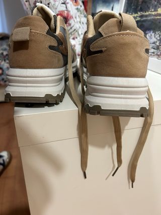 Zapatillas mujer sin estrenar marrones y grises