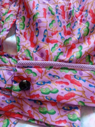 Blusón de fallera estampado,talla8,nuevo