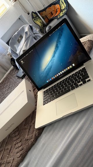 Apple MacBook Pro Plata