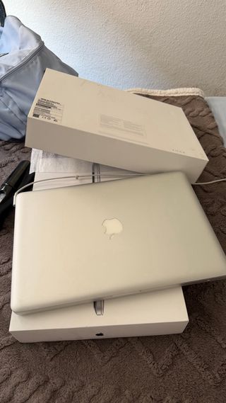 Apple MacBook Pro Plata
