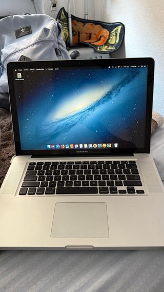 Apple MacBook Pro Plata