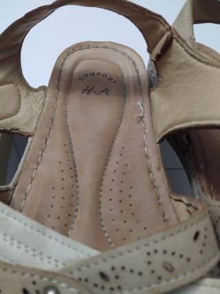 Sandalias piel beige/blanco T.37