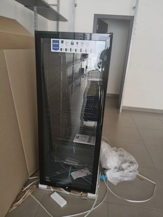 Frigorico vertical  precio negociable