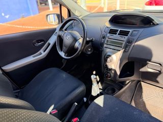 Toyota Yaris 2011