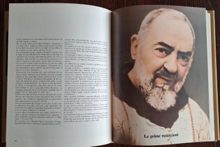 Padre Pio - volume fotografico e biografico