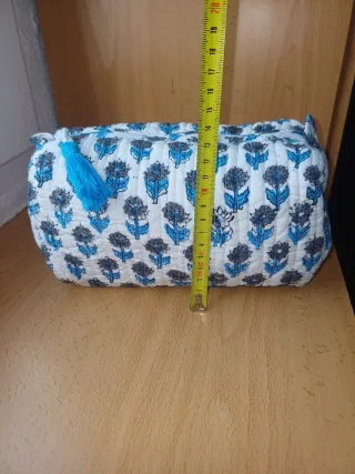 Neceser Estampado Flores Azul y Blanco