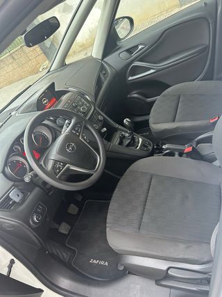 Zafira Tourer 80.000km 2.0cdti 130cv 7plz