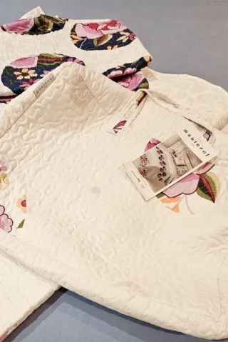 Colcha de cama Manterol.