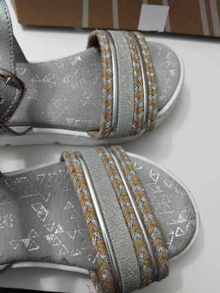 Sandalias niña plateadas talla 30
